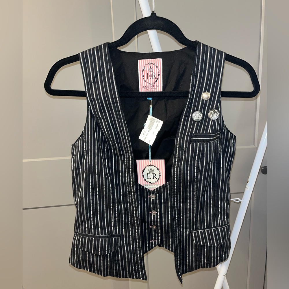 NWT | English Rose Vest